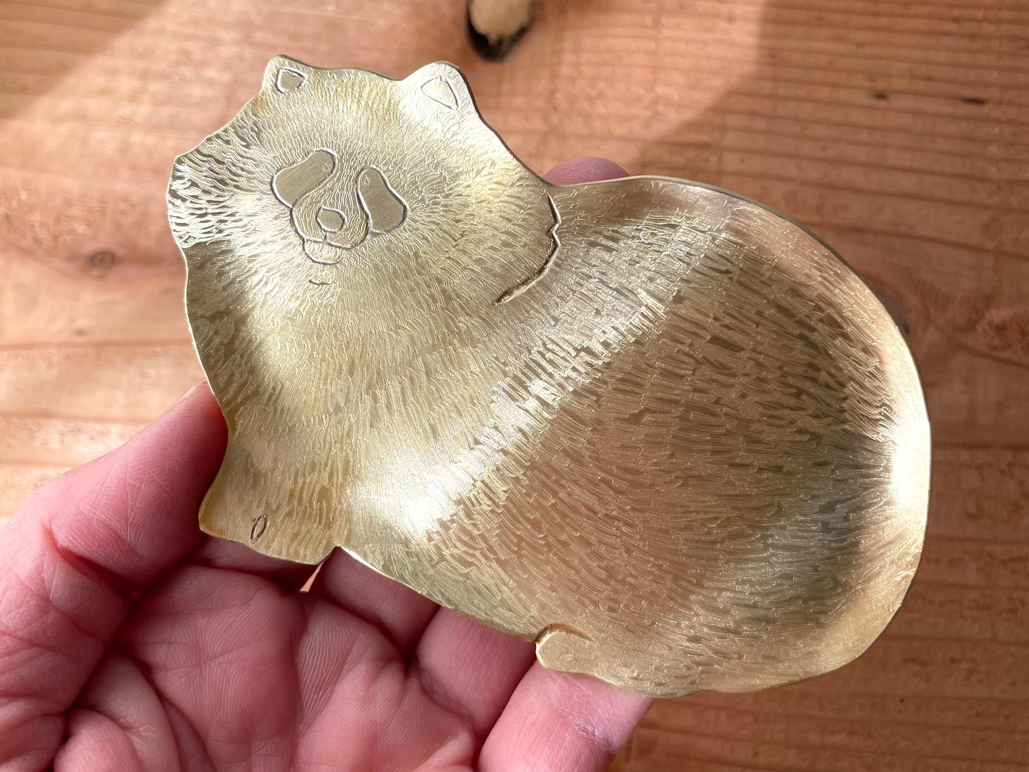 「たぬき」小物トレイ　真鍮